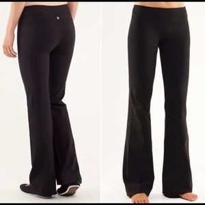 Lululemon yoga pants
